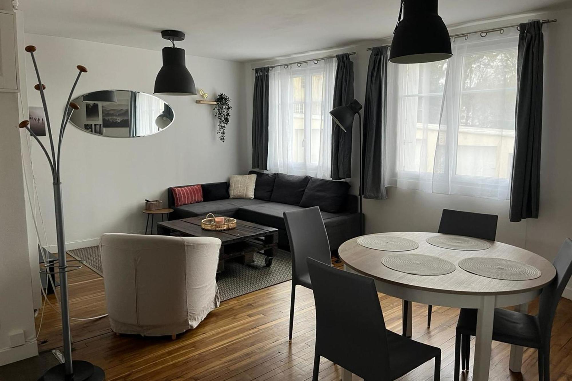 Charming Cozy Nest In Nantes Appartement Buitenkant foto